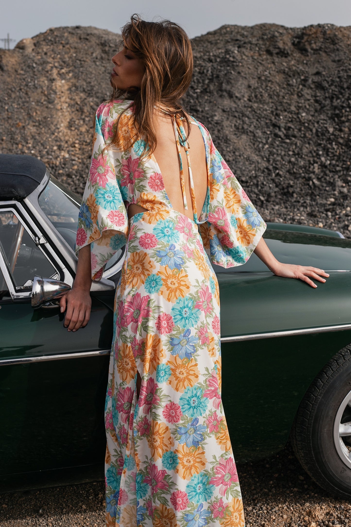Φόρεμα Valeria με boho φλοραλ σχέδιο και άνετη εφαρμογή, ιδανικό για καλοκαιρινές βραδιές στο νησί