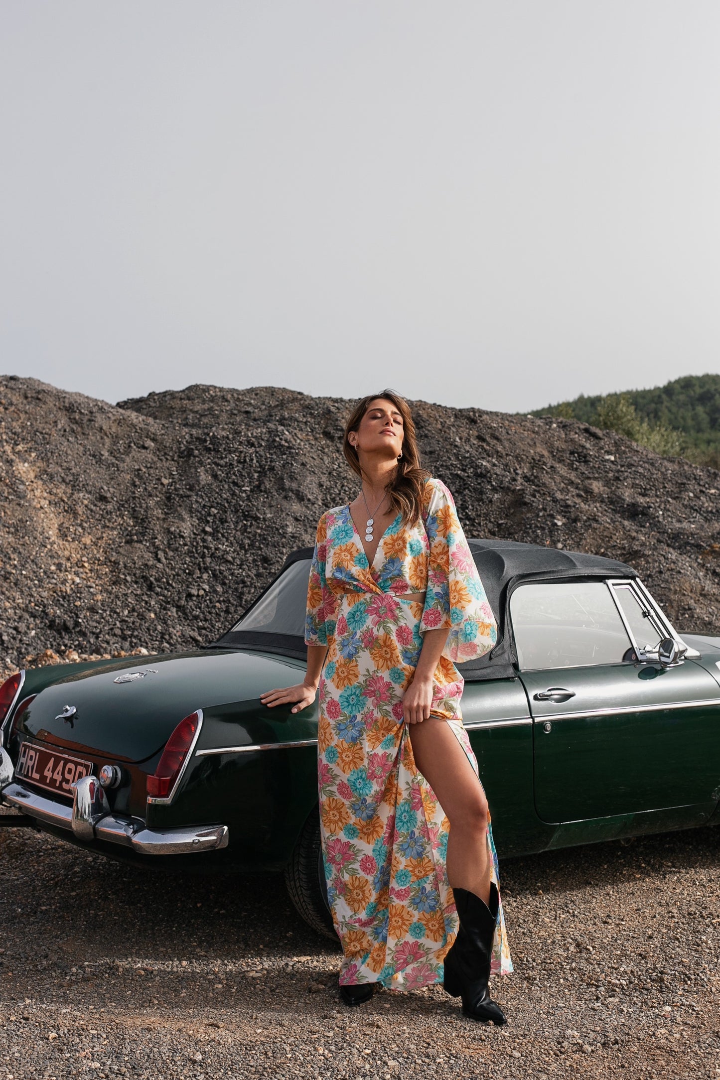 Φόρεμα Valeria με boho φλοραλ σχέδιο και άνετη εφαρμογή, ιδανικό για καλοκαιρινές βραδιές στο νησί
